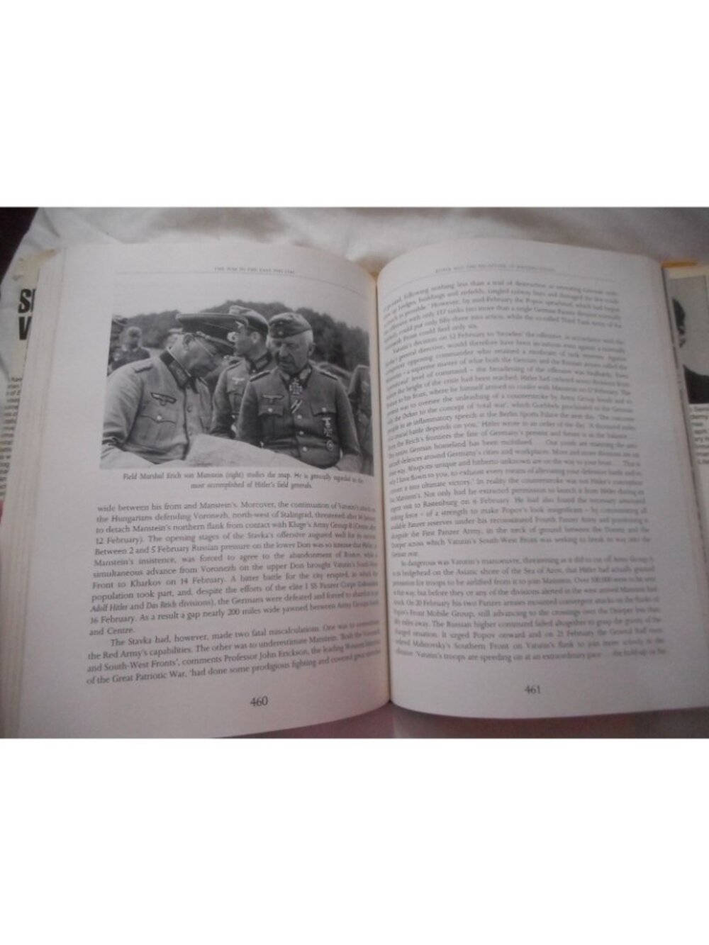 The Second World War Hardcover By John Keegan Illustrated w/ photos and drawings - Picture 9 of 11